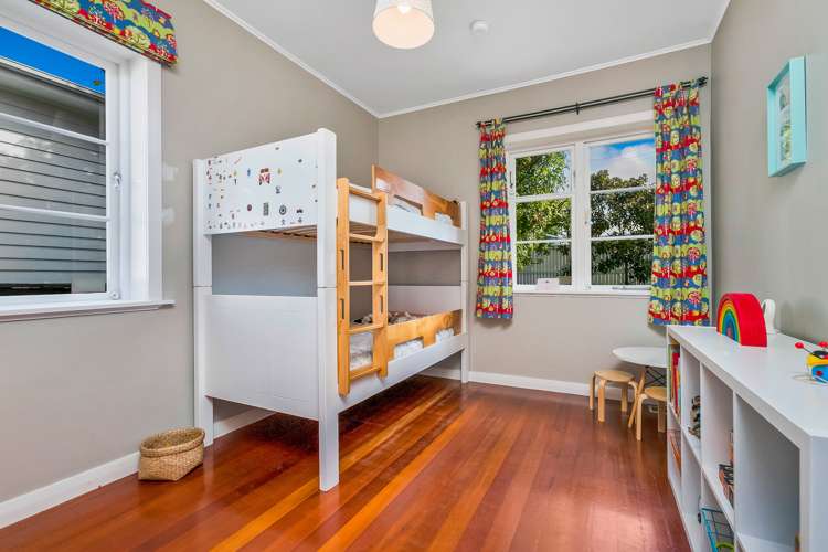 11 Kiwi Road Point Chevalier_18