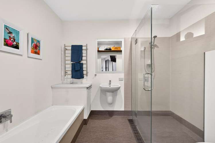 2/176 Mcleod Road Te Atatu South_21