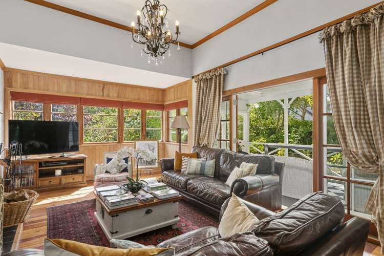 2 Barton Road Heretaunga_5
