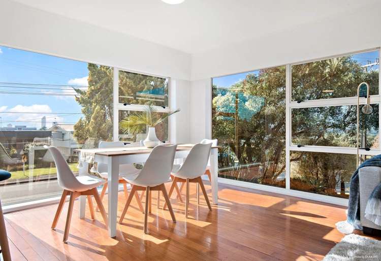 2/110 Sylvan Avenue Northcote_1