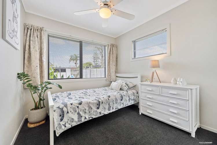 4 Sarah Place Farm Cove_19