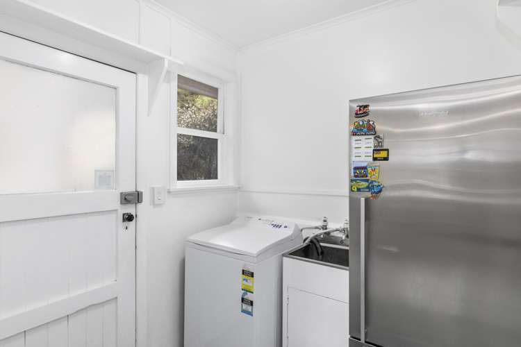 9 Hay Street Naenae_12