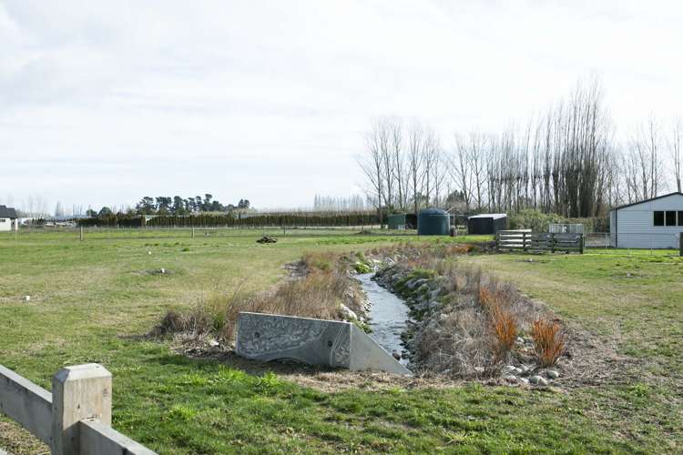 108 Smithfield Road Elgin_17