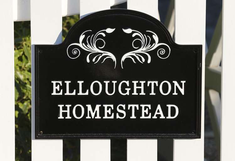 35 Pages Road Marchwiel_17