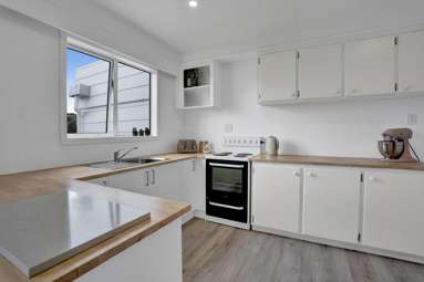 15E Rospeath Crescent_2