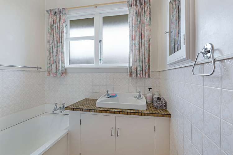 1 Shaftesbury Street Avonhead_13