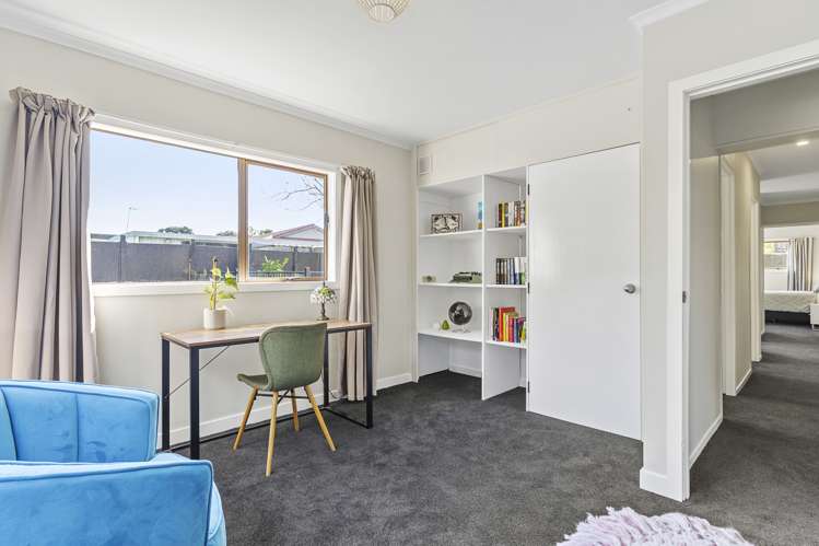 7 Sealand Place Mangere Bridge_12