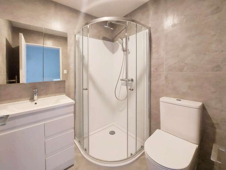 10/54 Swanson Road Henderson_10