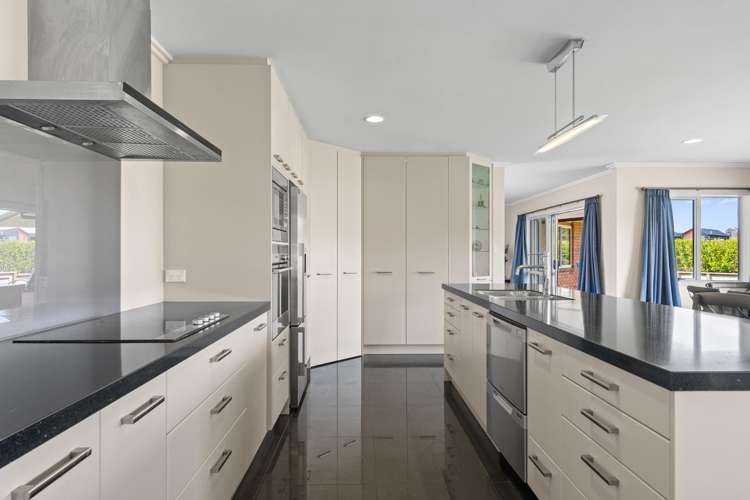 1484 Egmont Road Egmont Village_8