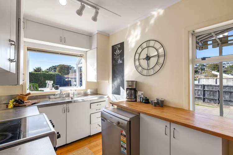 11 Luplau Crescent Cockle Bay_9