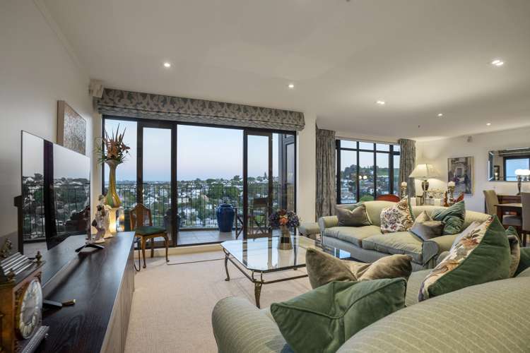 8b/36 James Cook Crescent Remuera_10