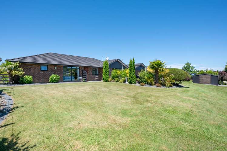 71 Loch Views Road Acacia Bay_25