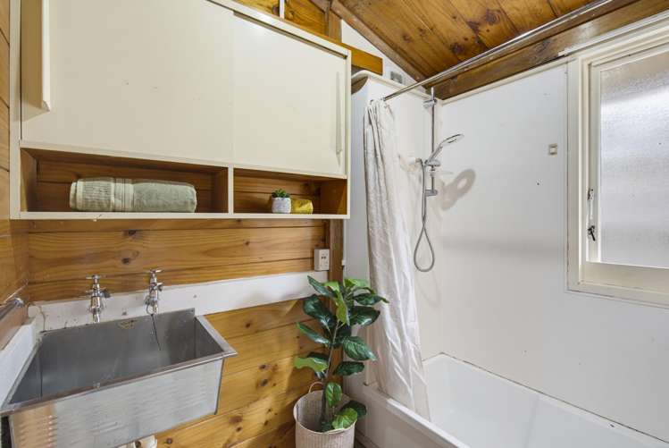 10 Bahama Crescent Paraparaumu Beach_20