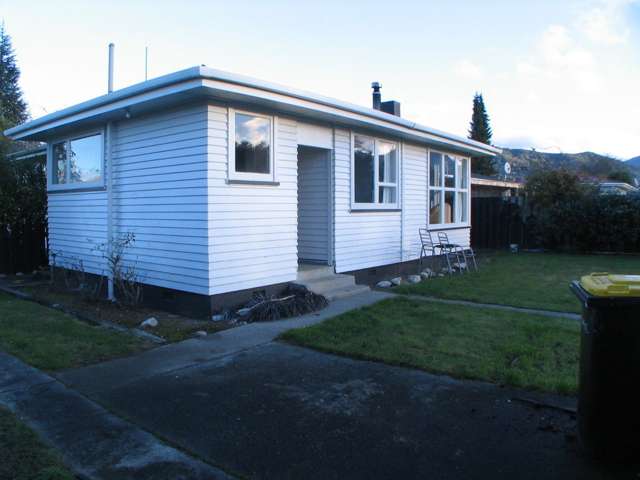 4 Mararoa Drive Manapouri_1