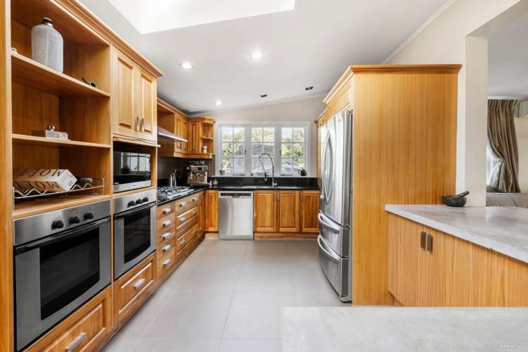 284 Whitford Park Road Whitford_8