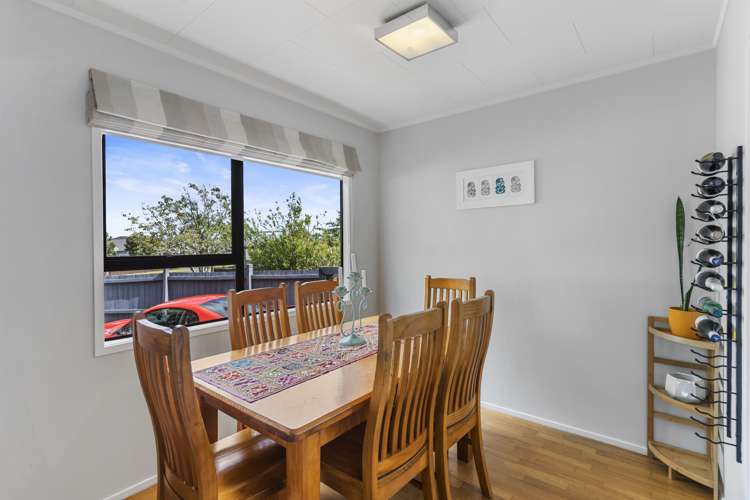 1/20 Glenhaven Place Te Atatu Peninsula_10