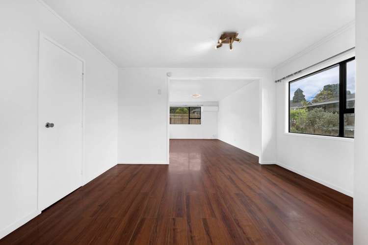 26 Lambrown Drive Totara Vale_17