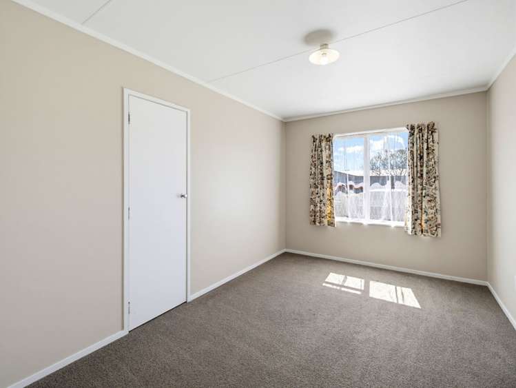 12 Lorne Crescent Flaxmere_12