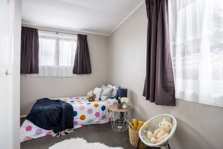 10 Carey Street Waitara_11