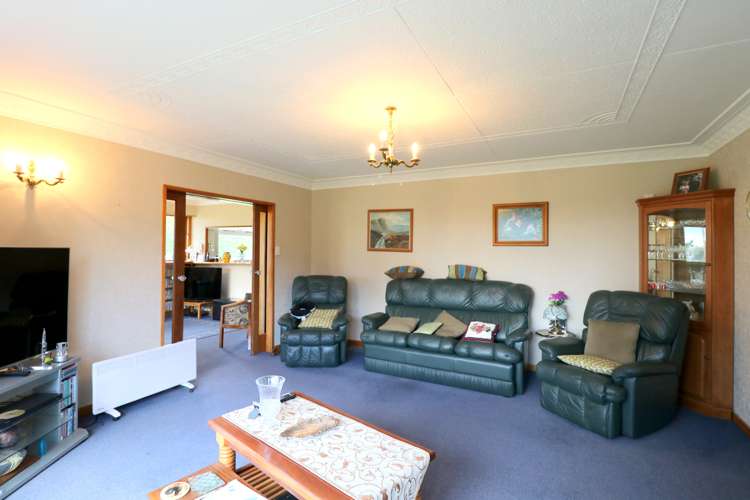 215 Findlay Road Ascot_7