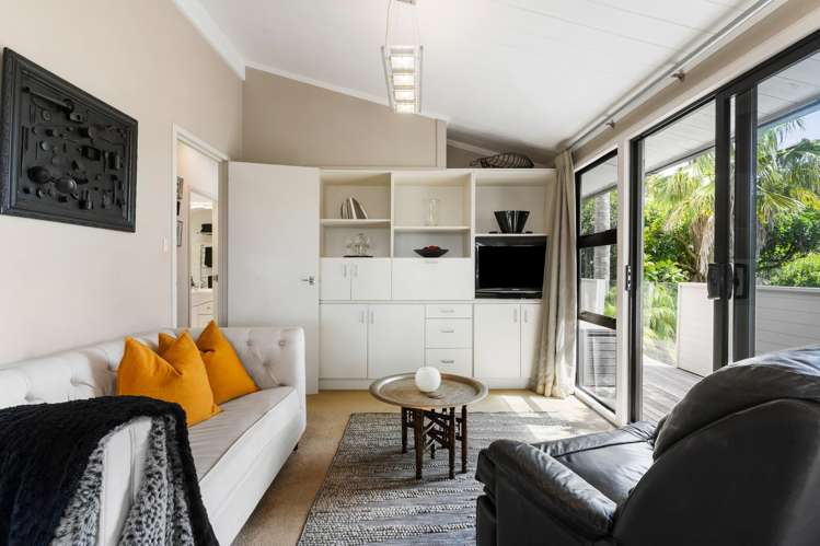 5 Amante Crescent Mairangi Bay_11