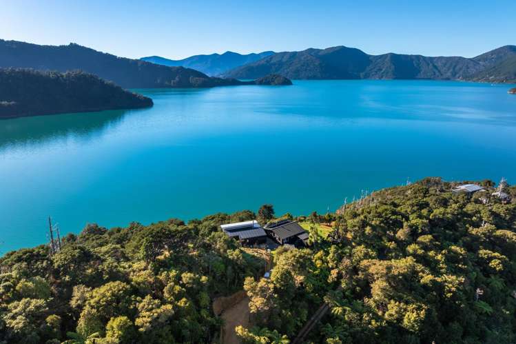 448 Tamuakawawe Bay Marlborough Sounds_25