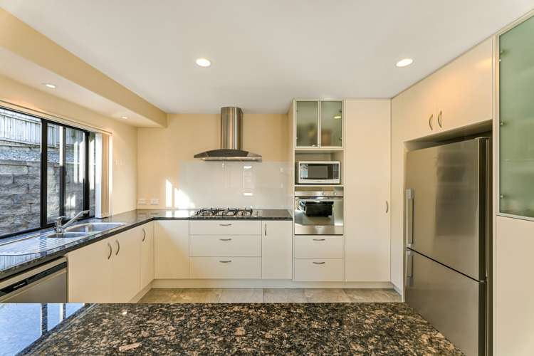 9 Melness Place Flat Bush_8