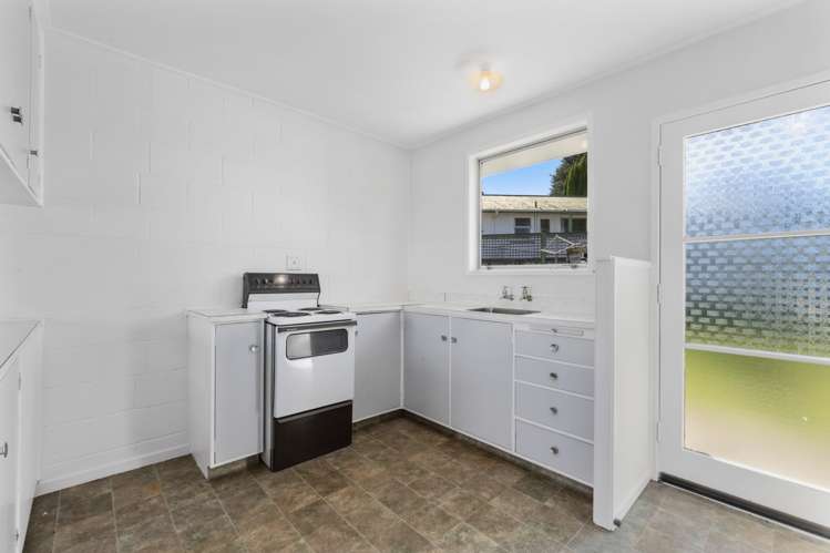 2b Slade Street Greerton_7