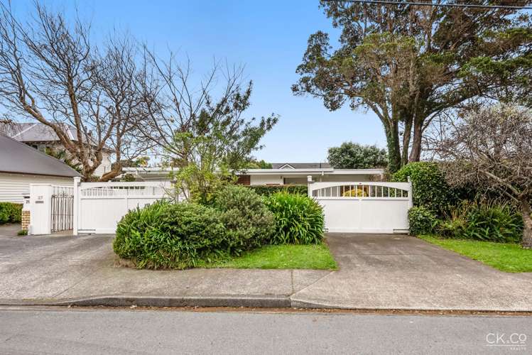 27 Penrose Street Woburn_24