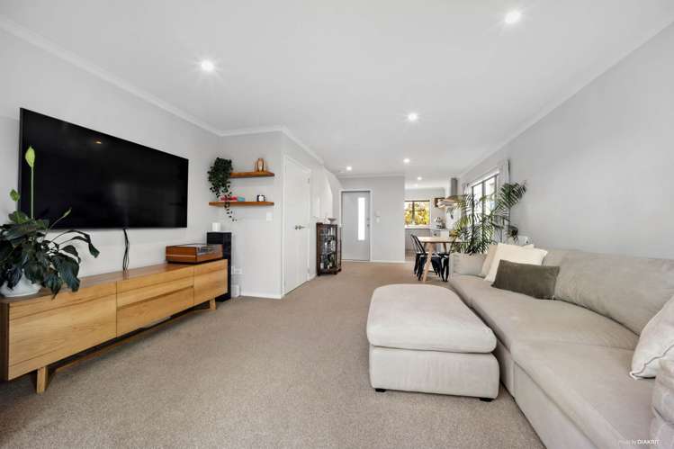 9 Silvereye Road Hobsonville_7