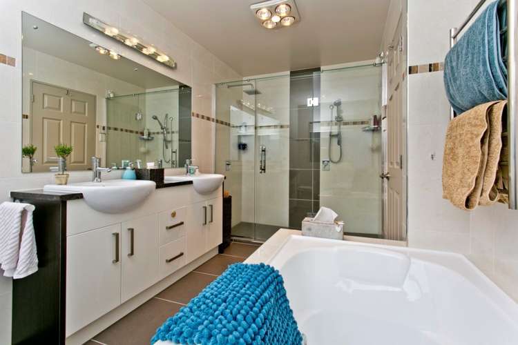 15 Lakeridge Close Northcross_15