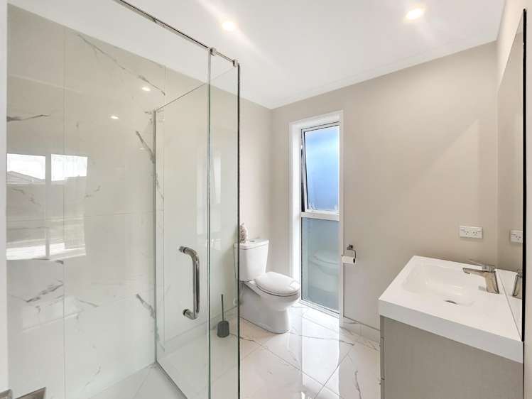 9 Mediterranean Grove 10930_5