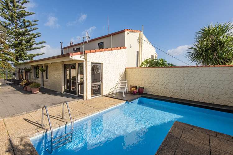 120 Memorial Drive Parahaki_34