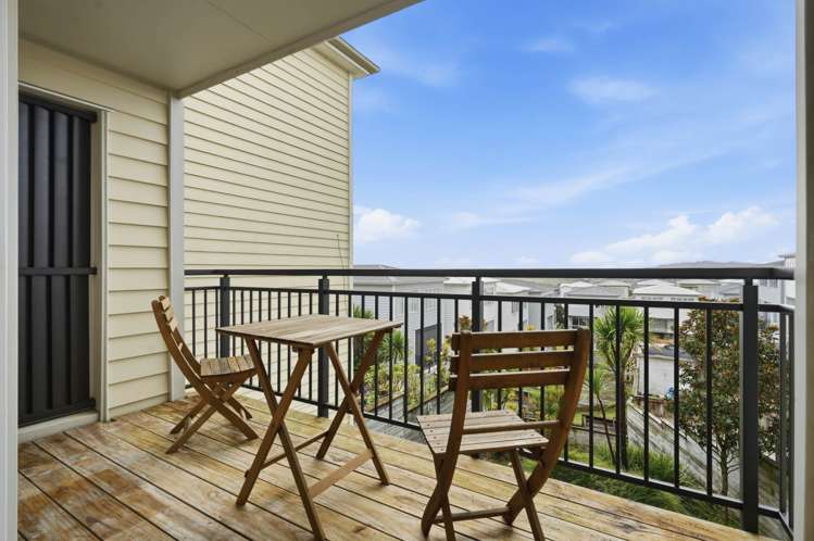 5 Panakenake Way Flat Bush_12