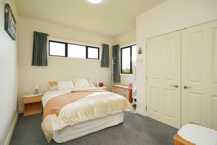 80b Black Road Otatara_9