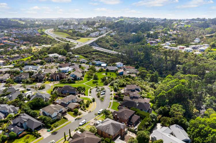 29 Dressage Lane Greenhithe_26