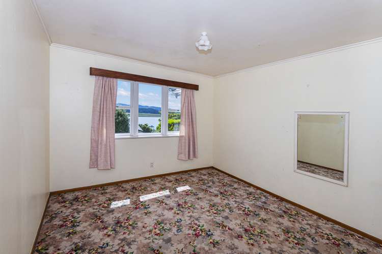 2 Munro Street Onerahi_13