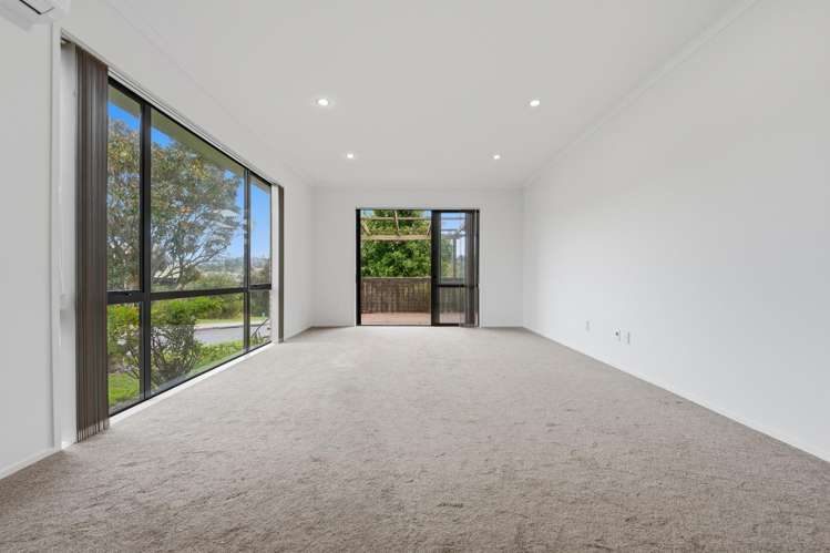 2 Spring Valley Place 10862_15