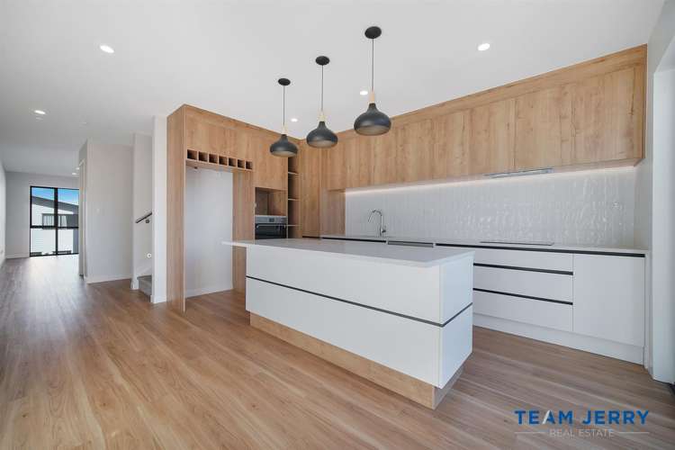 187 Clark Road Hobsonville_4