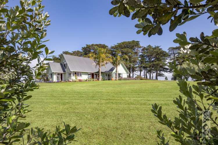 221 Amreins Road Taupaki_9