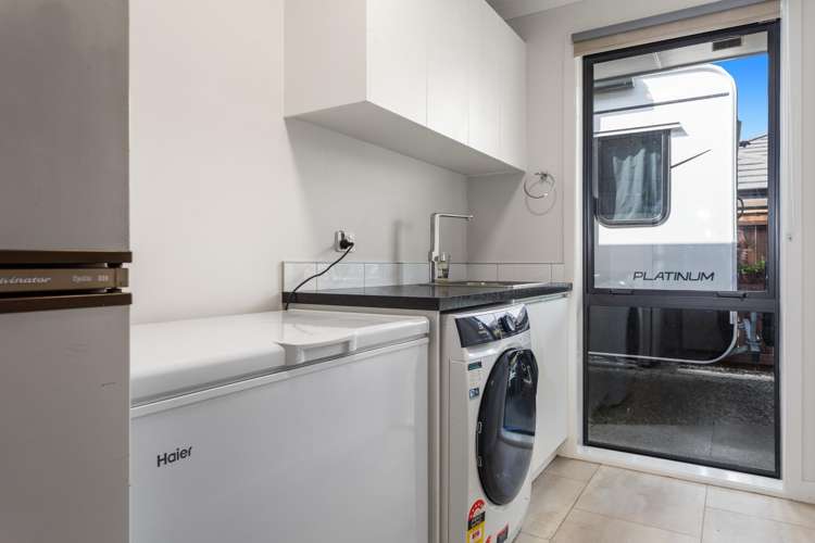 2 Korimako Place Coastlands_13