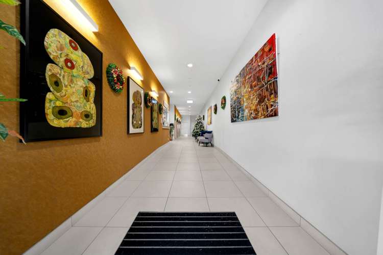 601/17 Amersham Way Manukau_7