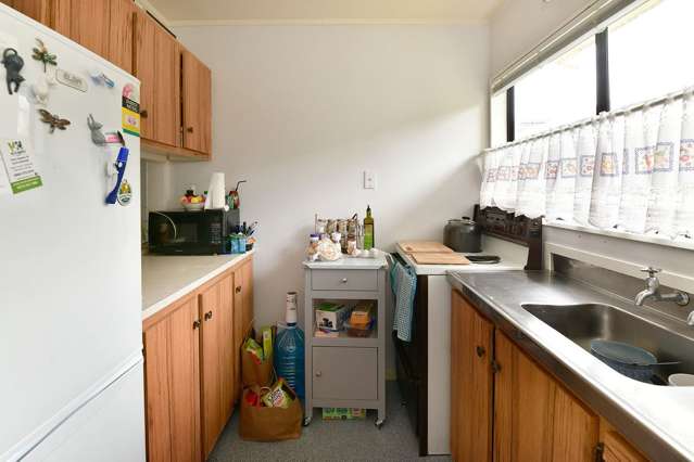 Unit B/3 Miro Street Helensville_3