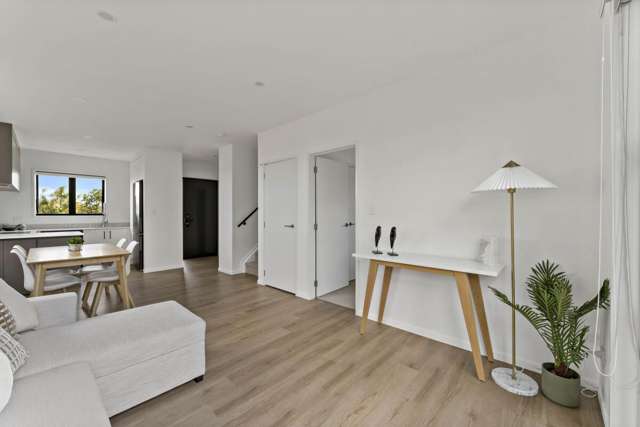 73 Freeland Avenue Mount Roskill_4