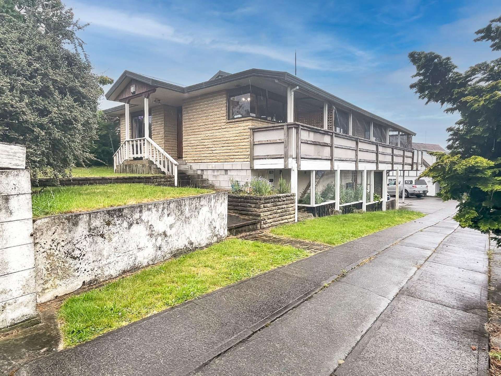 230A Rifle Range Road 11209_0