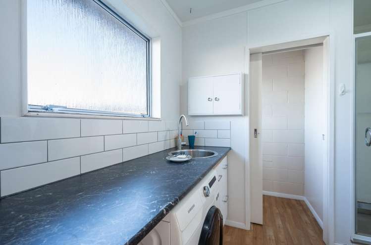 2/13 Derby Street_5
