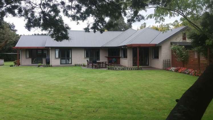 207 Oroua Road Kairanga_2