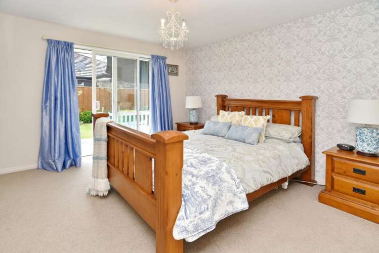 221 Cavendish Road Casebrook_6