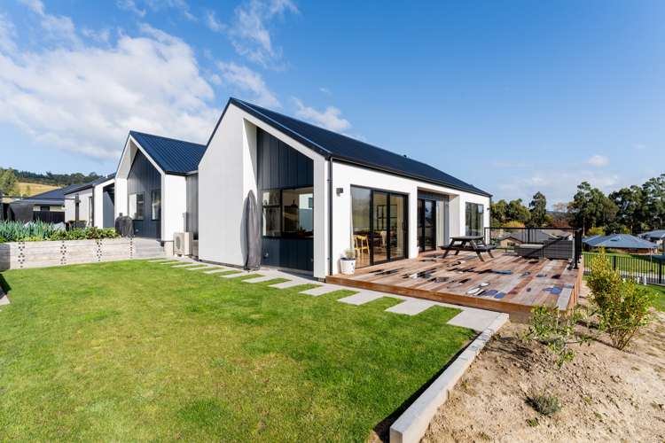 61 Heathfield Drive Mosgiel_4