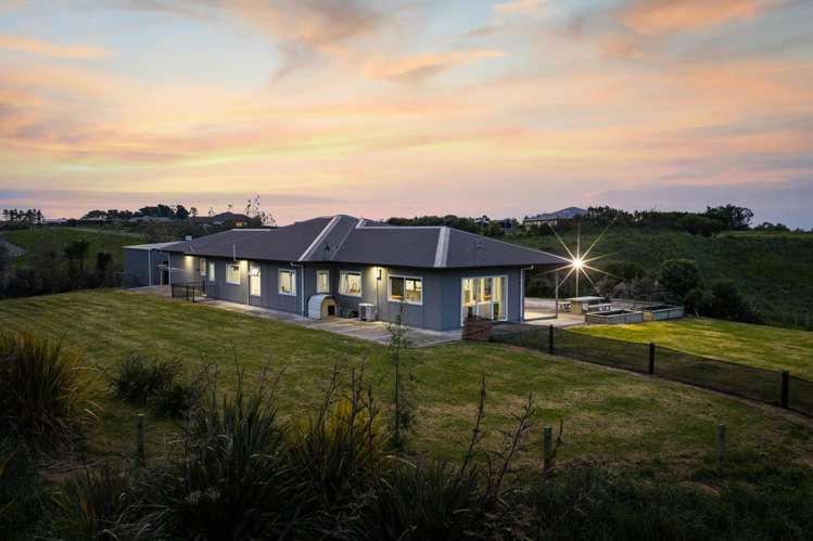 52 Highland View Drive Tokomaru_31